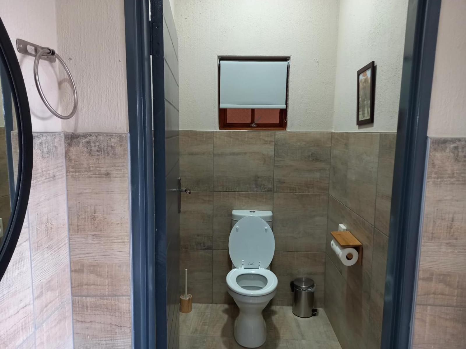 Tembo Guest Lodge เฮซีวิว ภายนอก รูปภาพ
