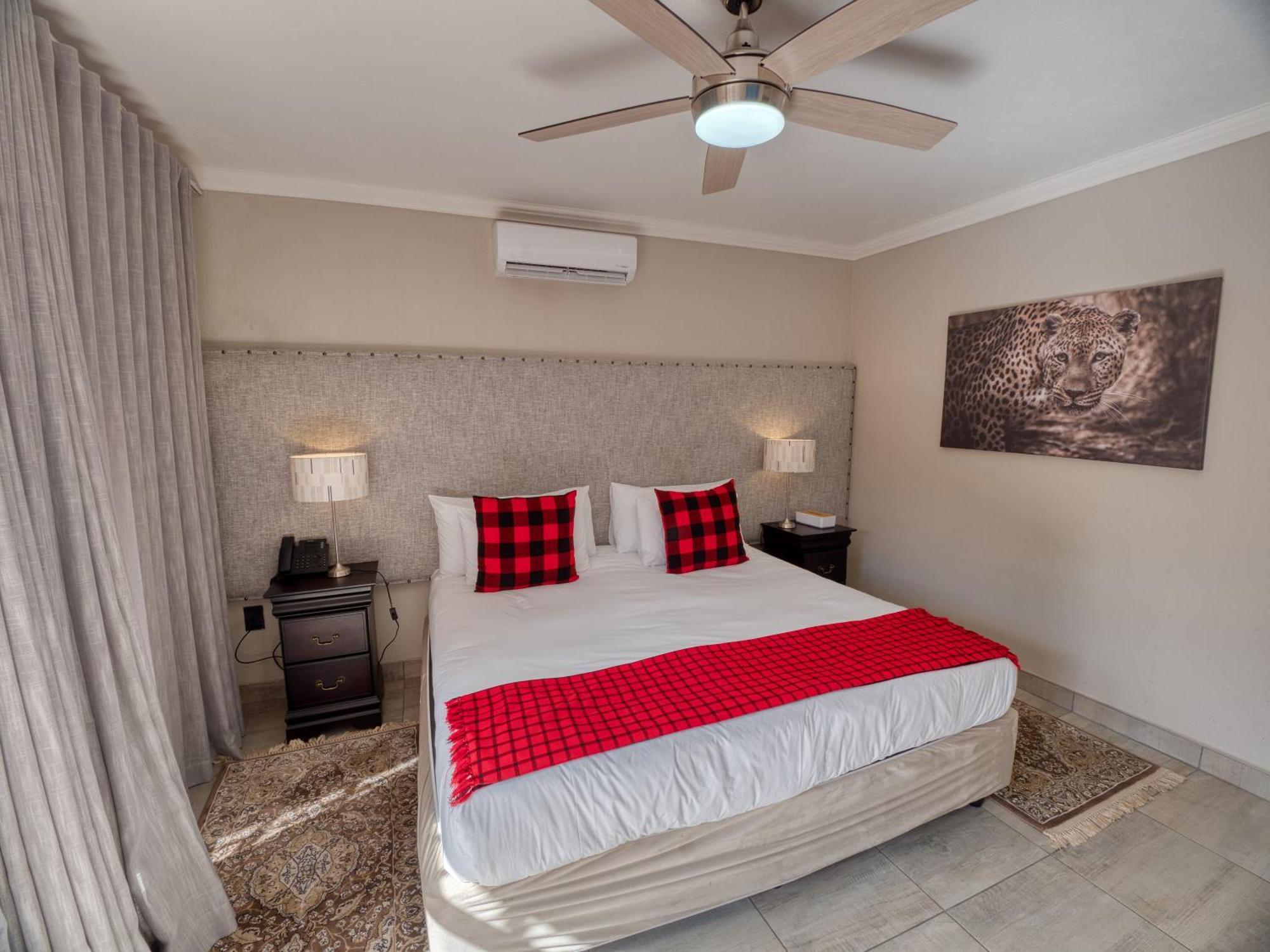 Tembo Guest Lodge เฮซีวิว ภายนอก รูปภาพ