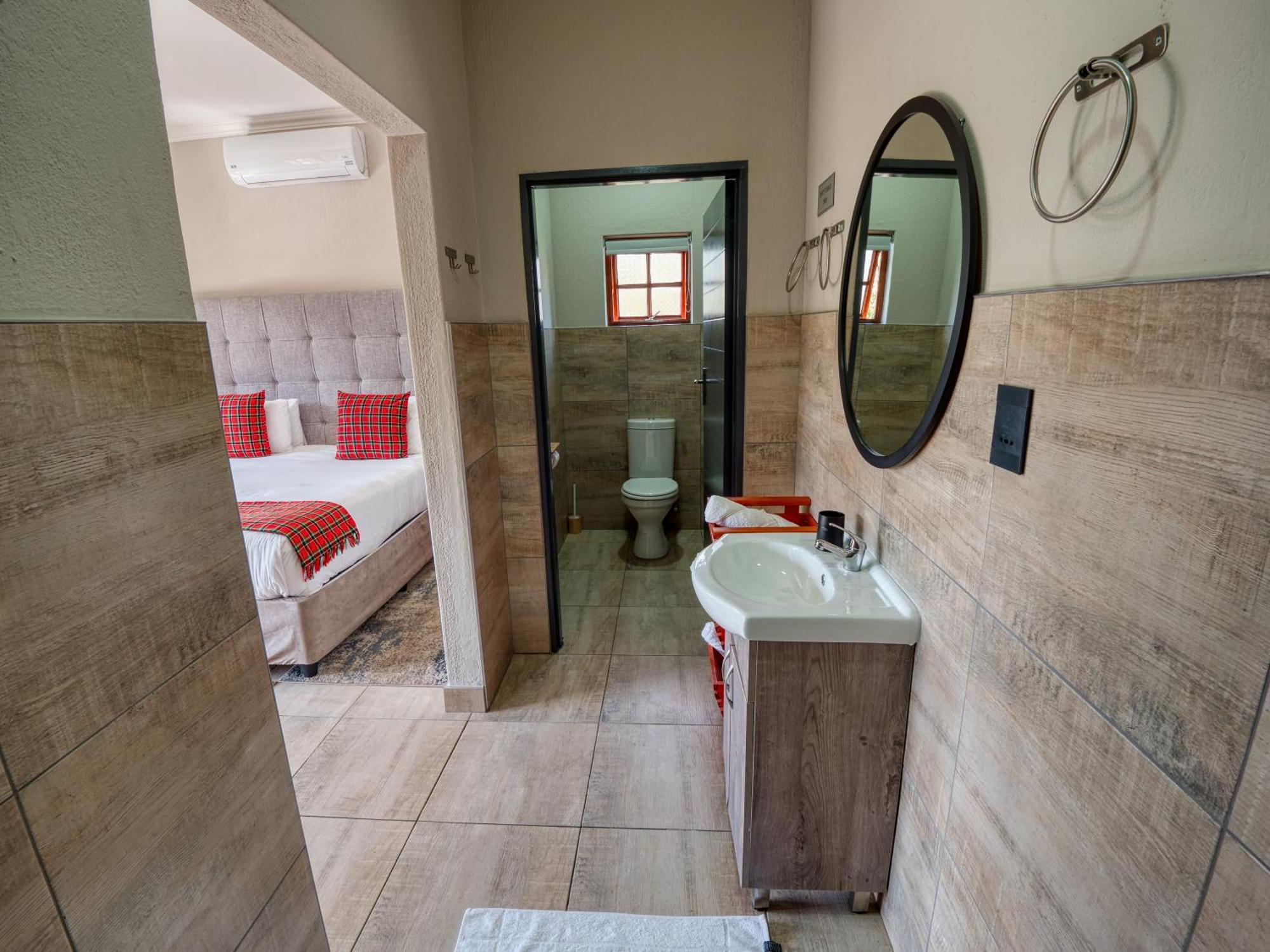 Tembo Guest Lodge เฮซีวิว ภายนอก รูปภาพ