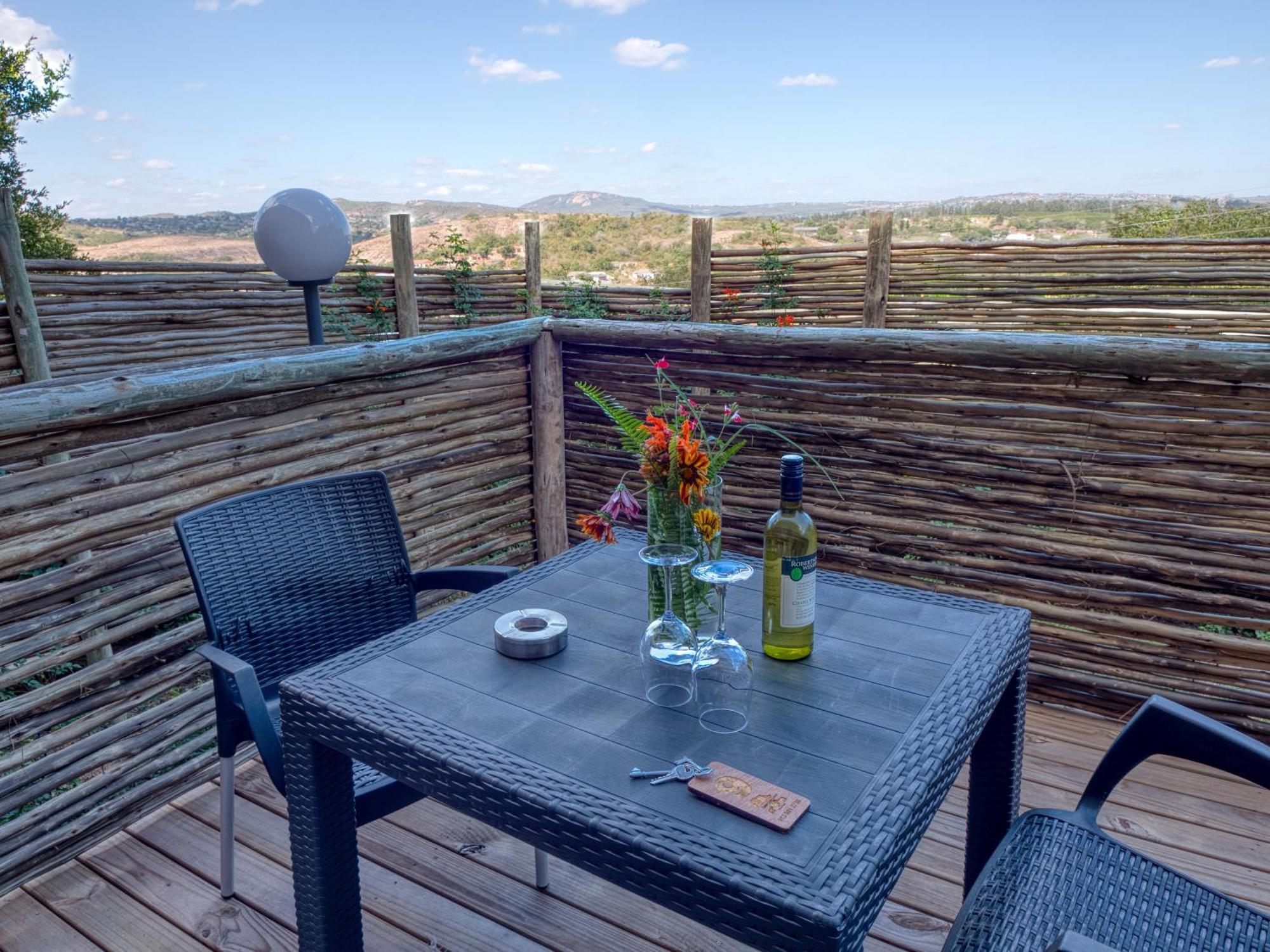 Tembo Guest Lodge เฮซีวิว ภายนอก รูปภาพ