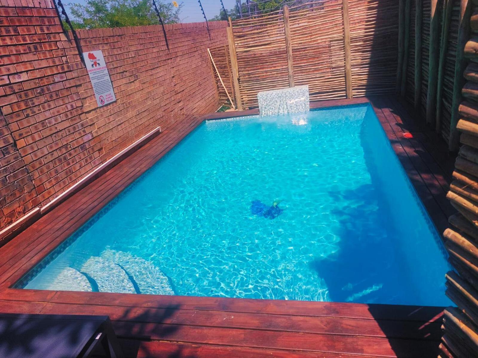 Tembo Guest Lodge เฮซีวิว ภายนอก รูปภาพ